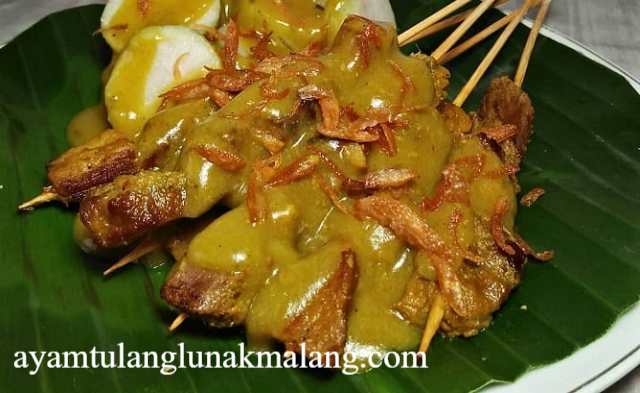 Sate Padang dengan Kuah Kental